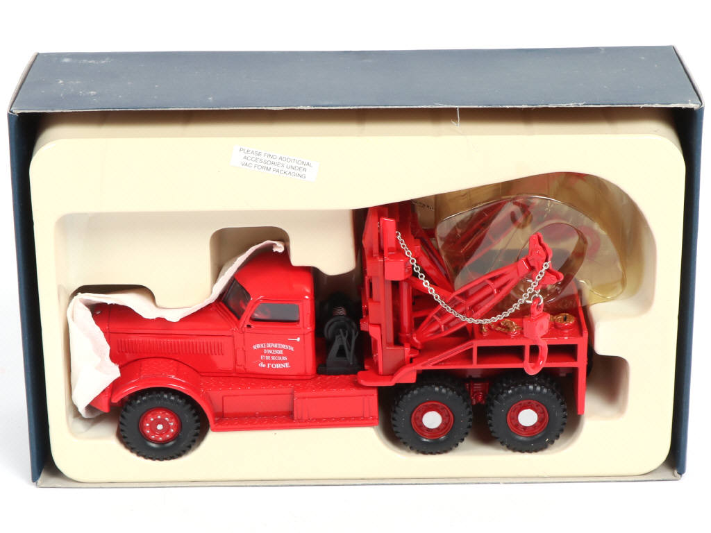 Lot 204 - CORGI TOYS (GB) (4)