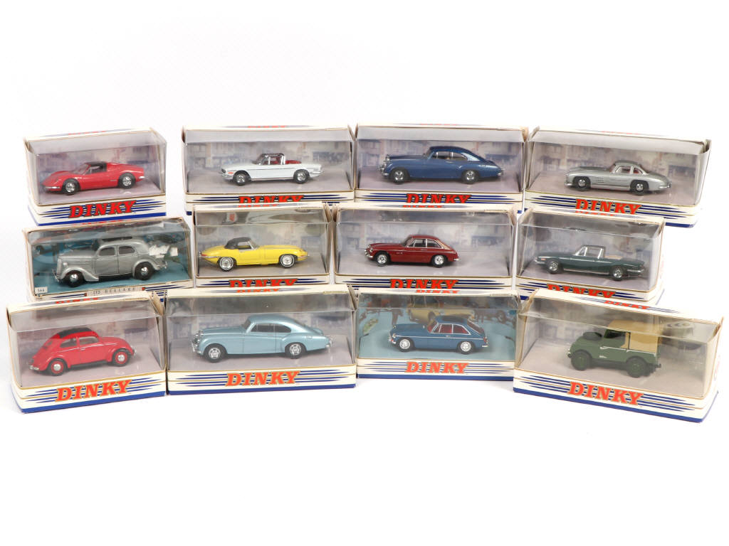 Lot 210 - DINKY MATCHBOX (GB) (12)