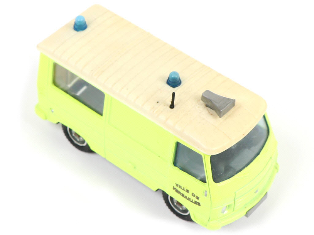 Lot 156 - DIVERS (22)