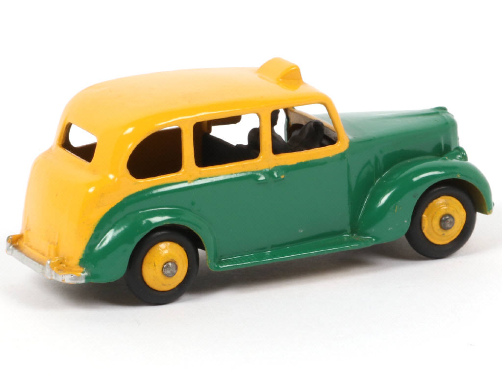 Lot 163 - DINKY TOYS (GB) (1)