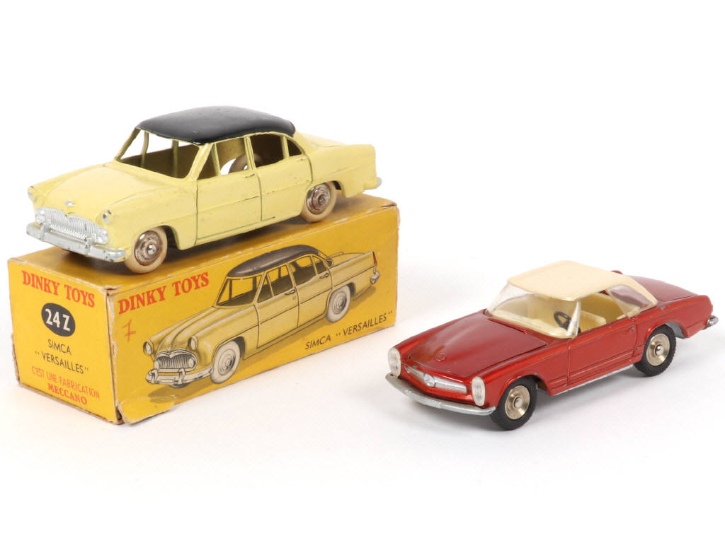 Lot 267 - DINKY TOYS (FRANCE) (2)