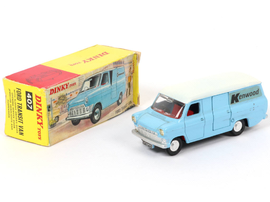 Lot 196 - DINKY TOYS (GB) (1)