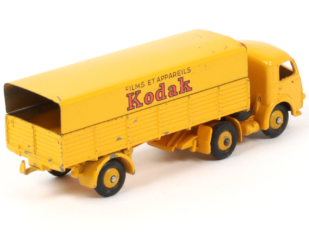 Lot 249 - DINKY TOYS (FRANCE) (1)