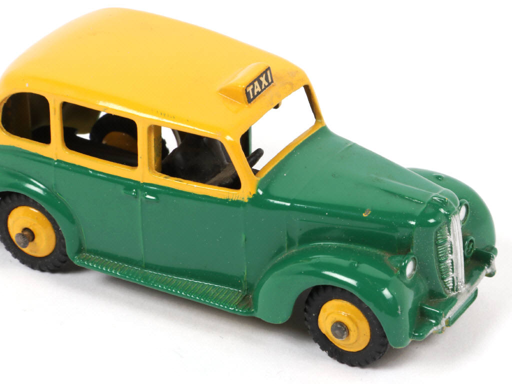 Lot 188 - DINKY TOYS (GB) (1)