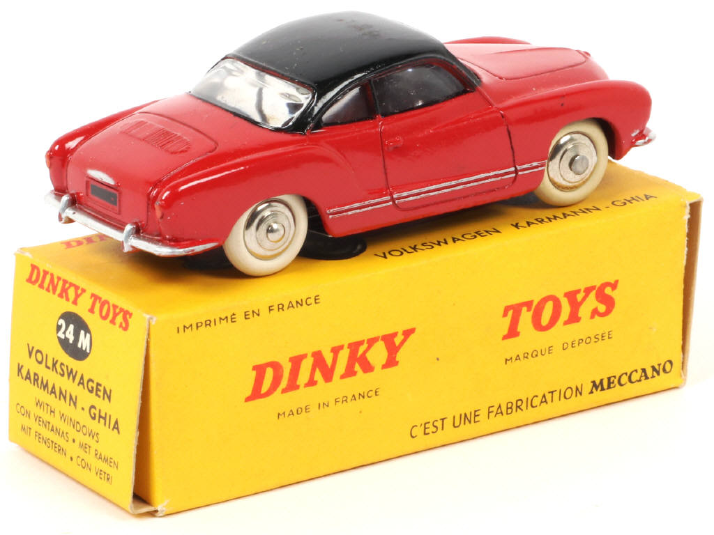 Lot 229 - DINKY TOYS (FRANCE) (1)