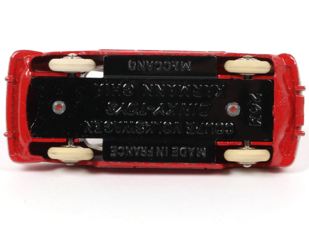 Lot 229 - DINKY TOYS (FRANCE) (1)