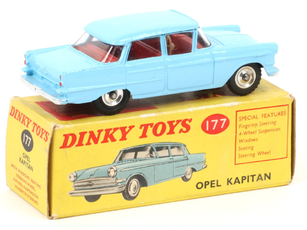 Lot 114 - DINKY TOYS (GB) (1)