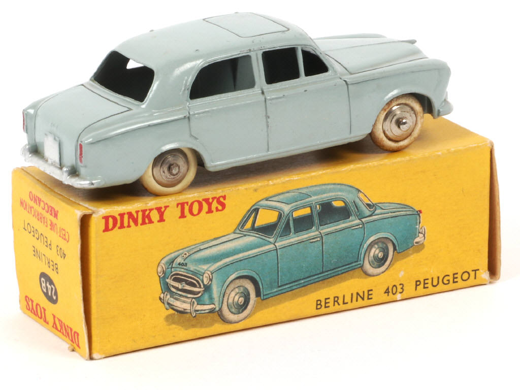 Lot 202 - DINKY TOYS (FRANCE) (1)