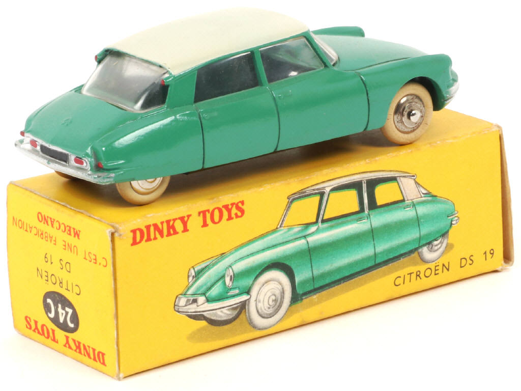 Lot 204 - DINKY TOYS (FRANCE) (1)