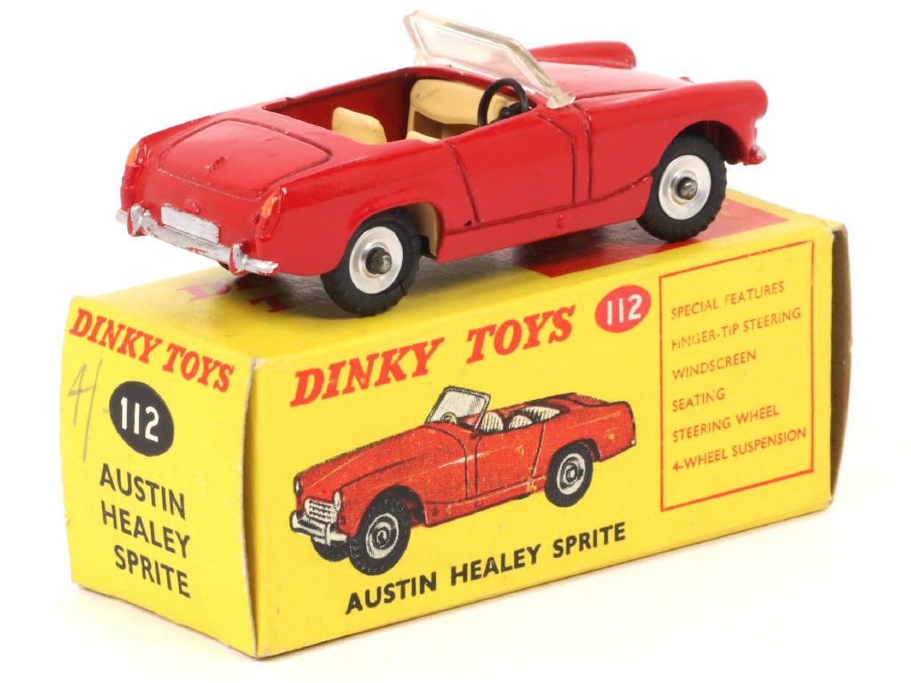 Lot 138 - DINKY TOYS (GB) (1)