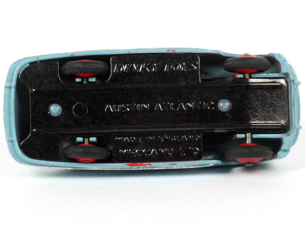 Lot 85 - DINKY TOYS (GB) (1)