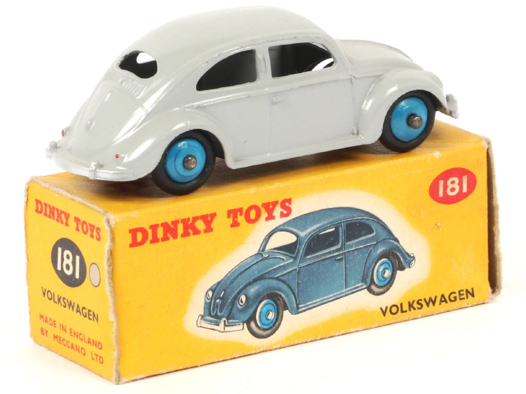 Lot 110 - DINKY TOYS (GB) (1)