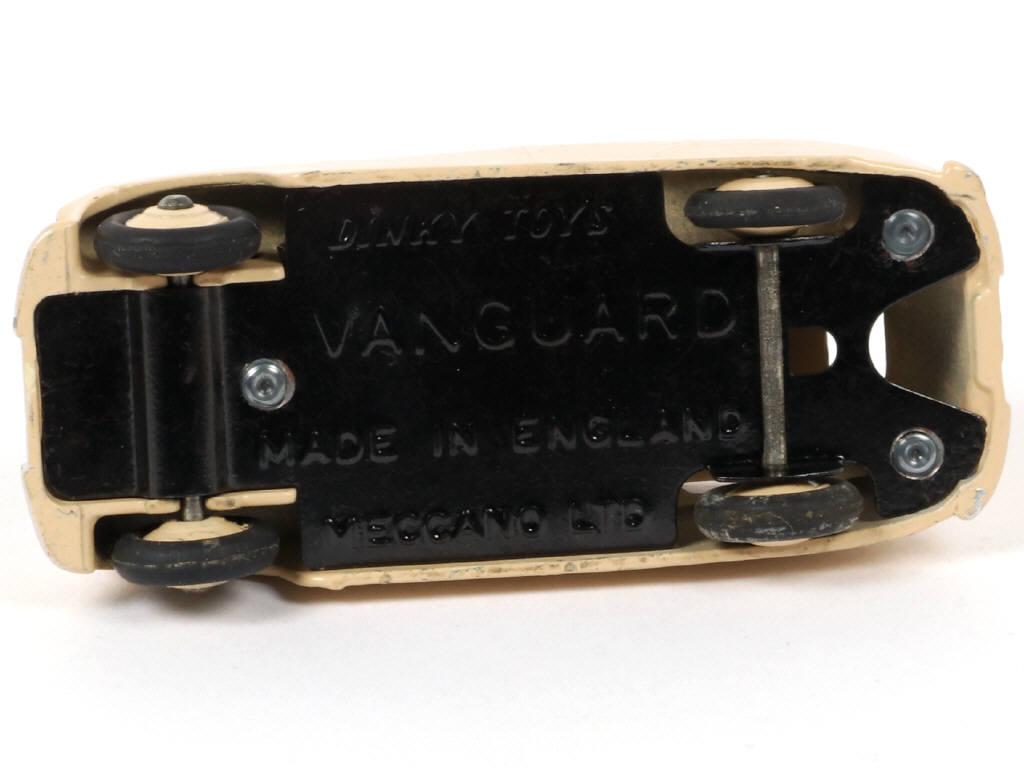 Lot 89 - DINKY TOYS (GB) (1)