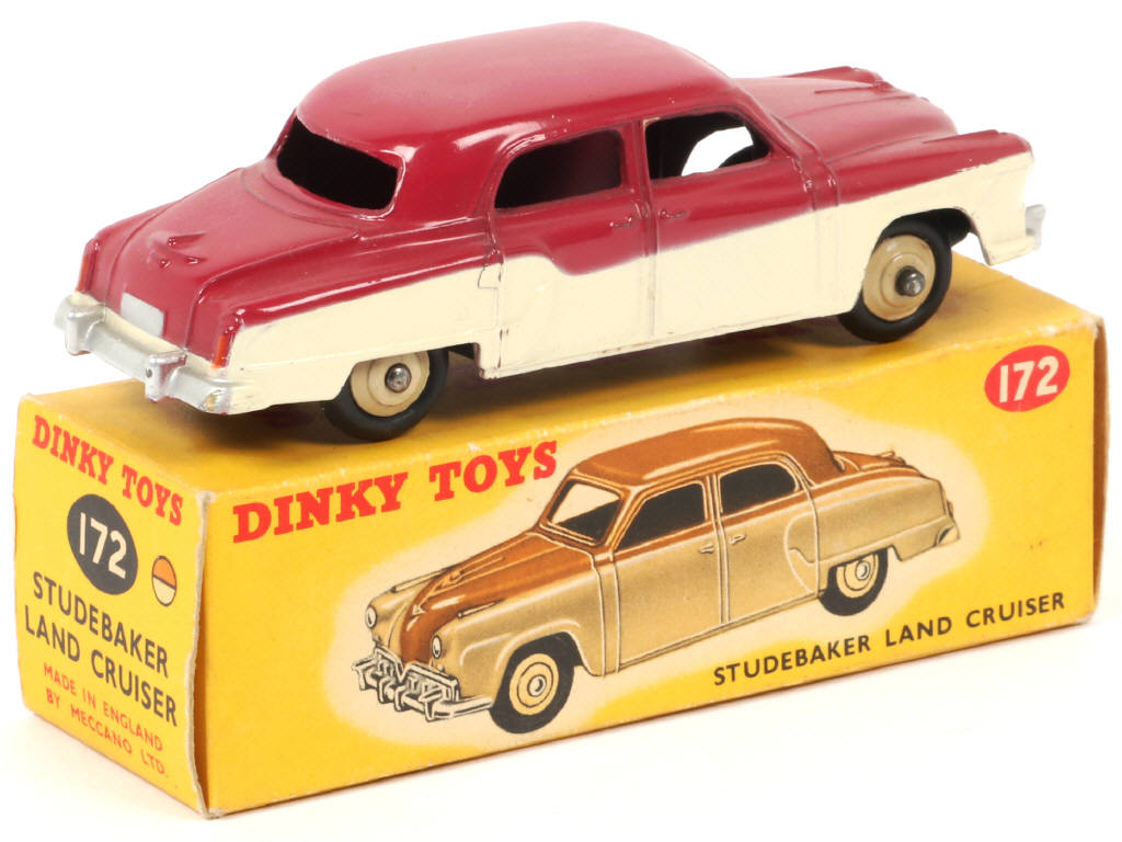Lot 102 - DINKY TOYS (GB) (1)