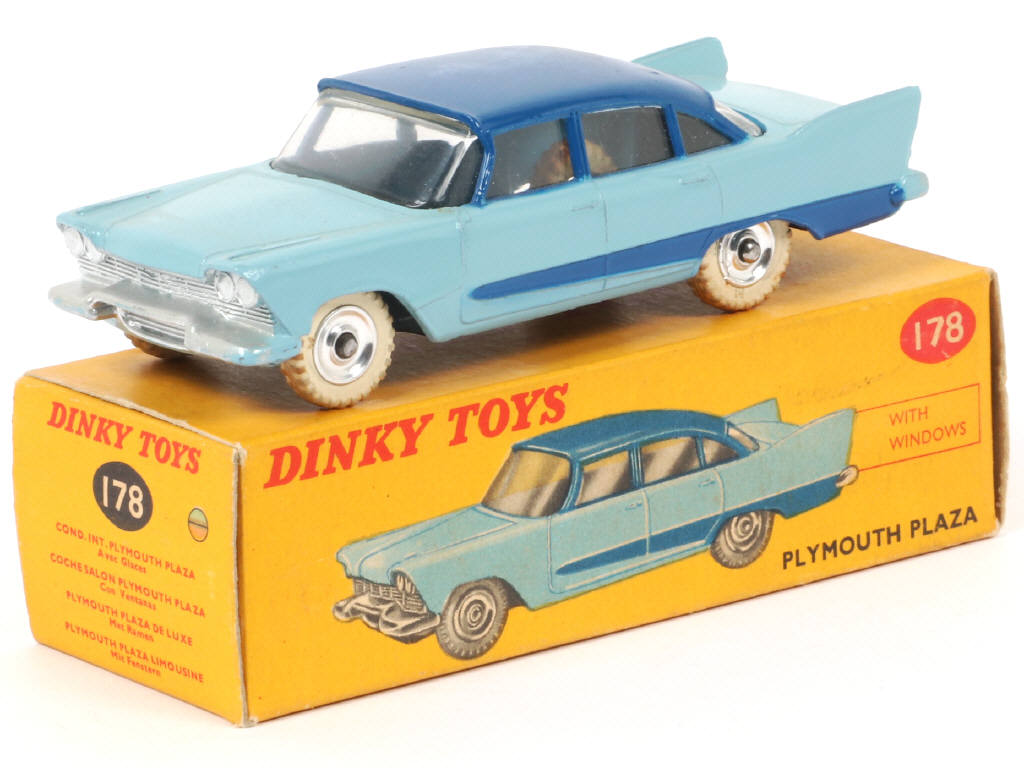 Lot 106 - DINKY TOYS (GB) (1)