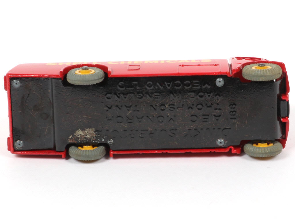 Lot 156 - DINKY TOYS (GB) (1)