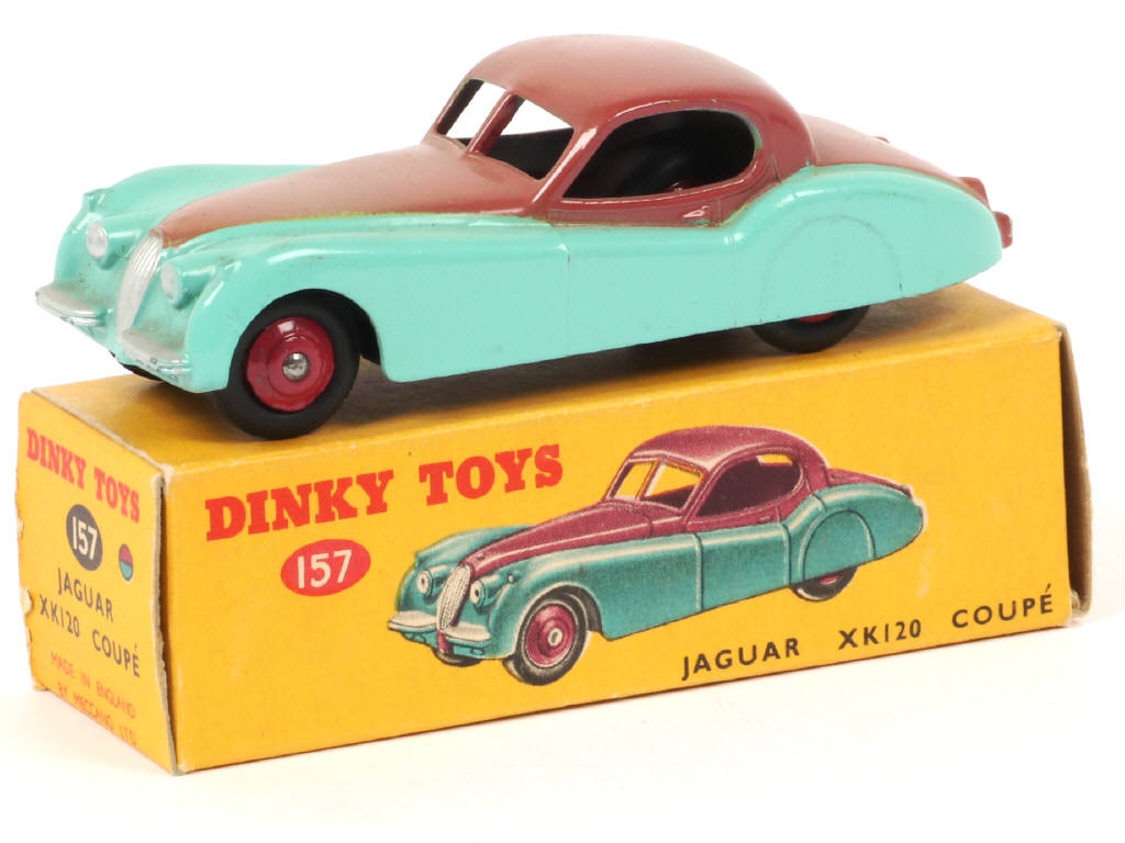 Lot 91 - DINKY TOYS (GB) (1)