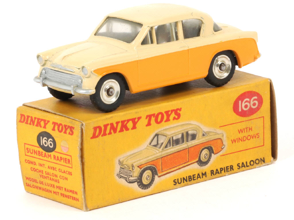 Lot 95 - DINKY TOYS (GB) (1)
