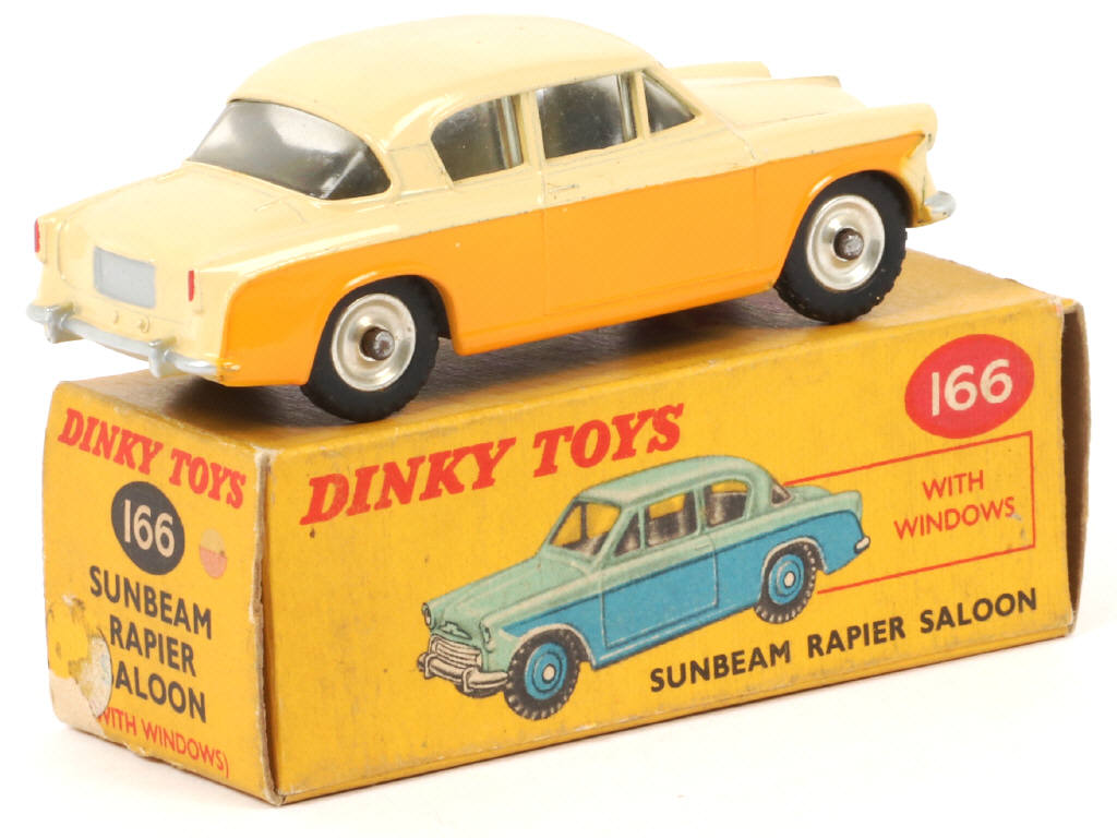 Lot 95 - DINKY TOYS (GB) (1)