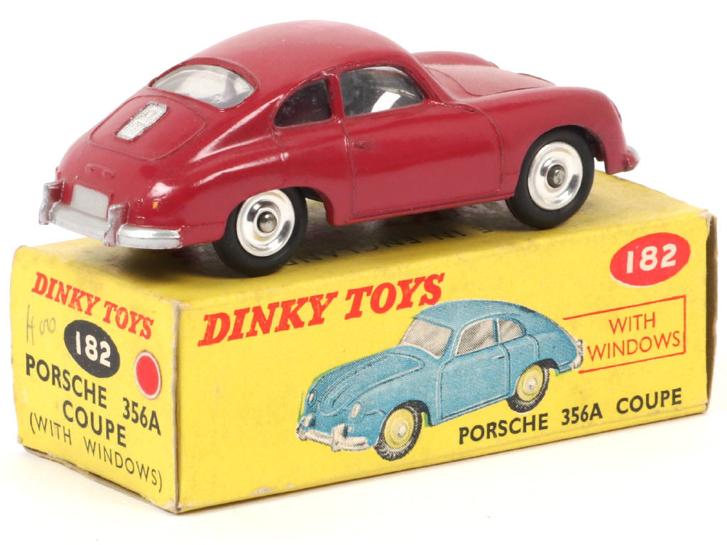 Lot 115 - DINKY TOYS (GB) (1)