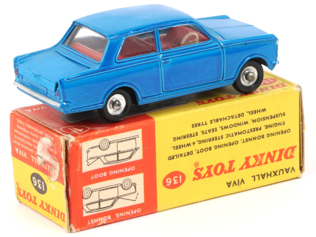 Lot 135 - DINKY TOYS (GB) (1)