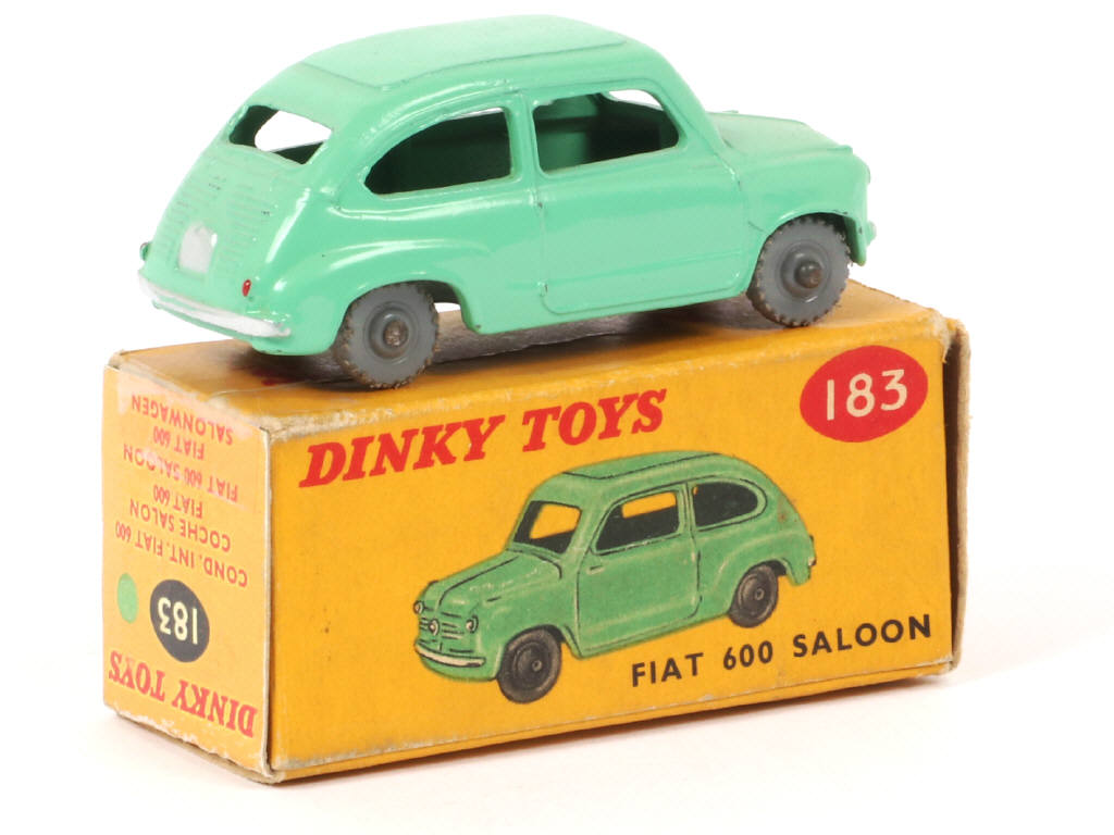 Lot 111 - DINKY TOYS (GB) (1)