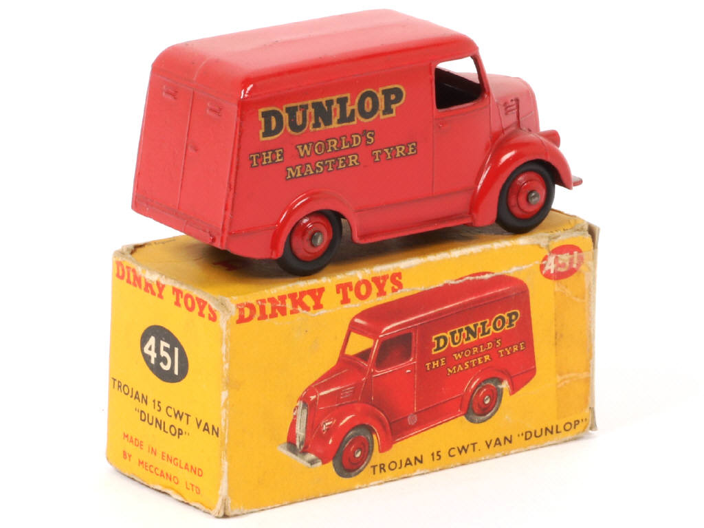 Lot 148 - DINKY TOYS (GB) (1)
