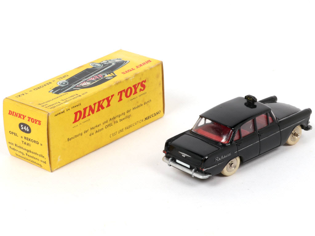 Lot 404 - DINKY TOYS (FRANCE) (1)