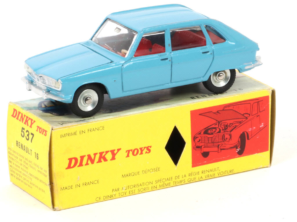 Lot 426 - DINKY TOYS (FRANCE) (1)