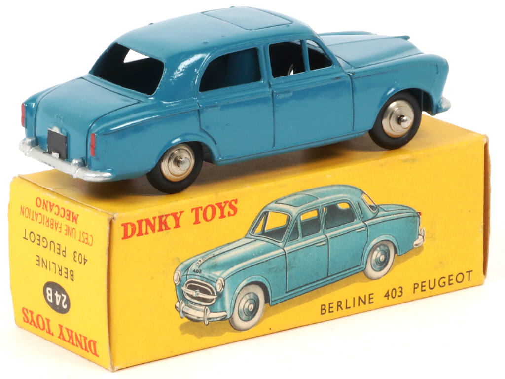 Lot 363 - DINKY TOYS (FRANCE) (1)