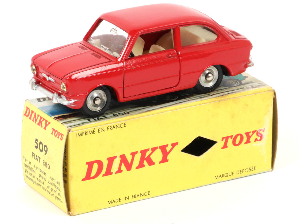 Lot 416 - DINKY TOYS (FRANCE) (1)