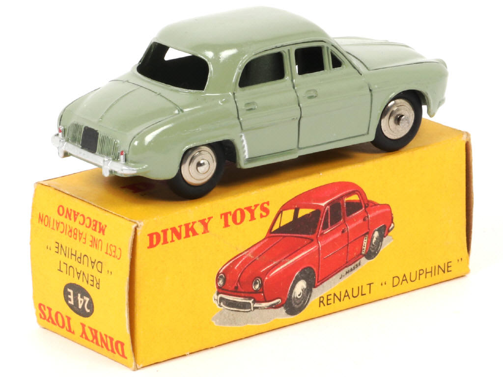 Lot 377 - DINKY TOYS (FRANCE) (1)