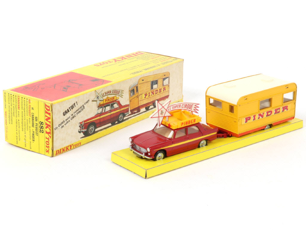 Lot 433 - DINKY TOYS (FRANCE) (1)