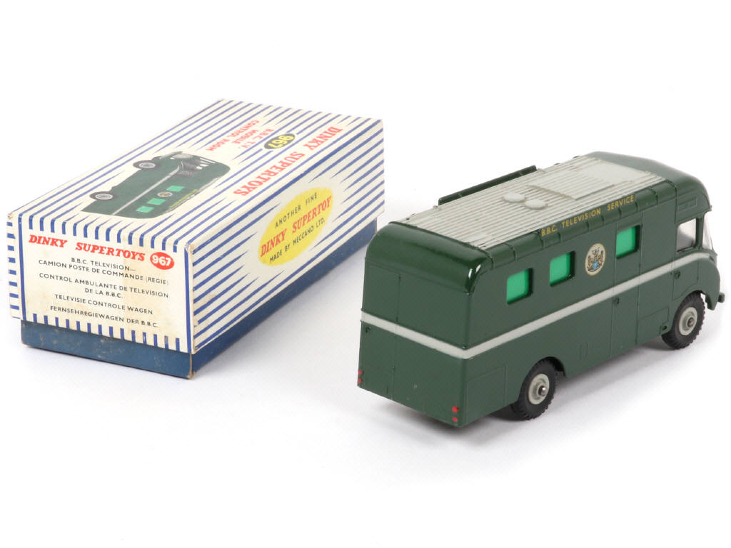 Lot 538 - DINKY TOYS (GB) (1)