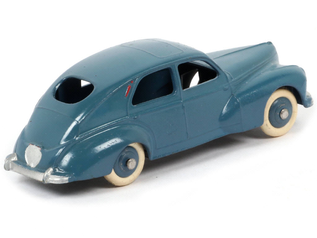 Lot 355 - DINKY TOYS (FRANCE) (1)