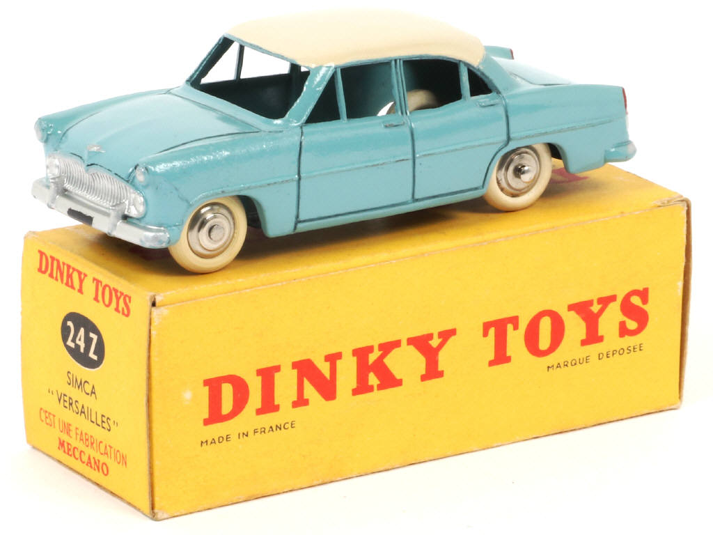 Lot 393 - DINKY TOYS (FRANCE) (1)