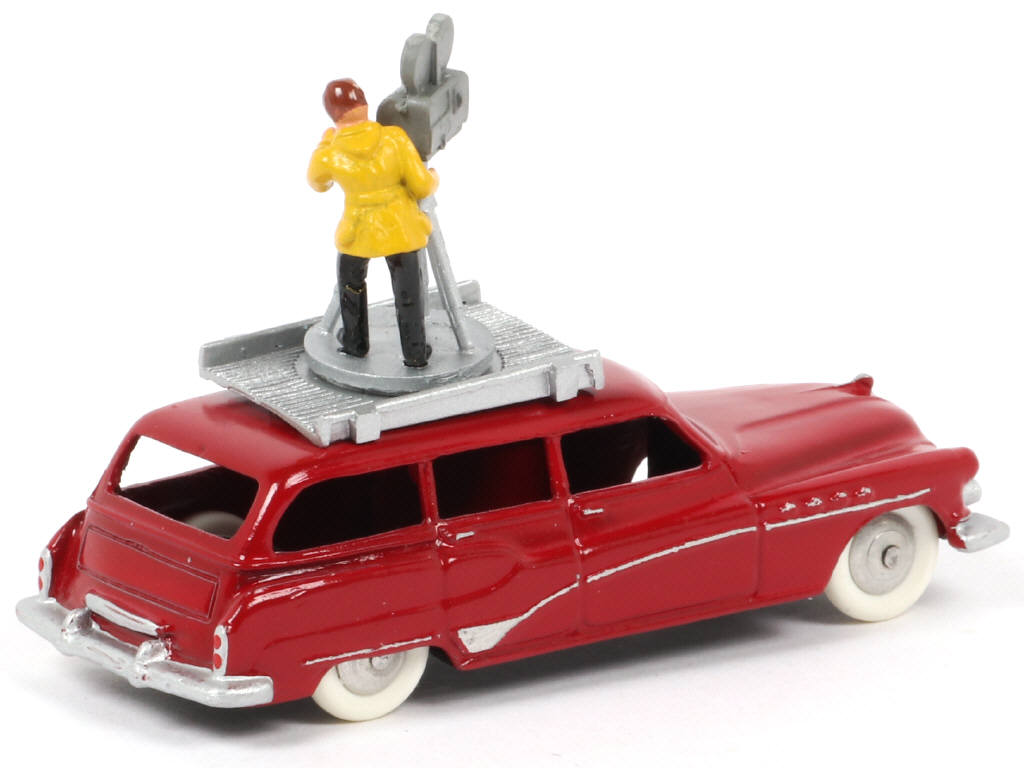 Lot 304 - CLUB DINKY FRANCE (1)