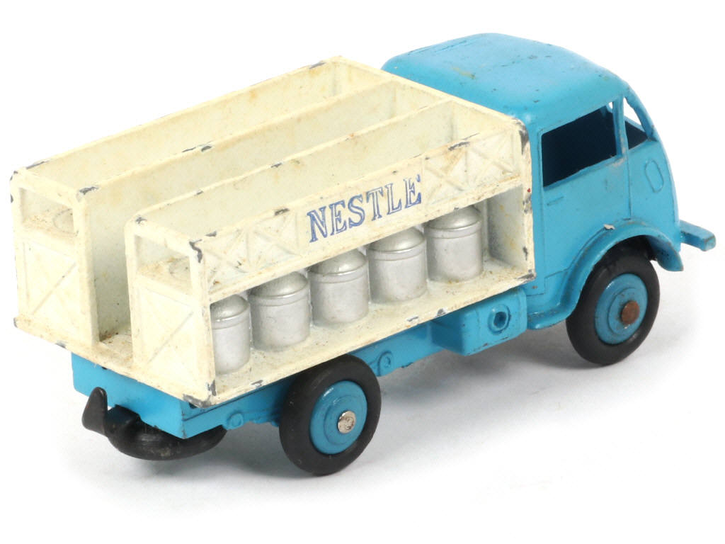 Lot 461 - DINKY TOYS (FRANCE) (1)