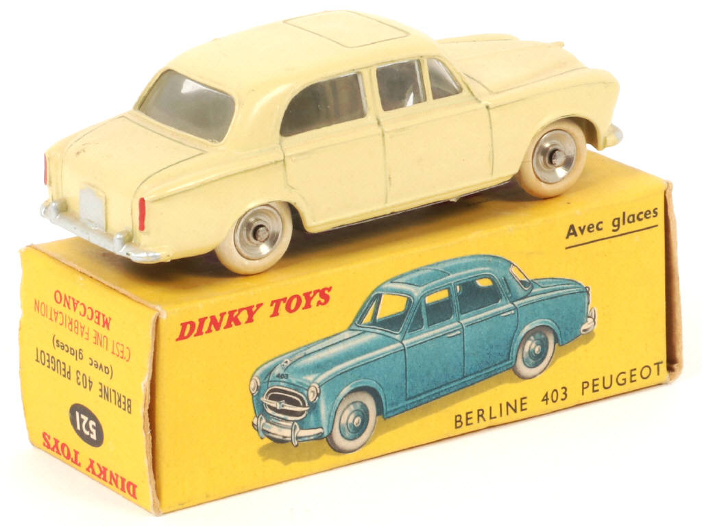 Lot 366 - DINKY TOYS (FRANCE) (1)