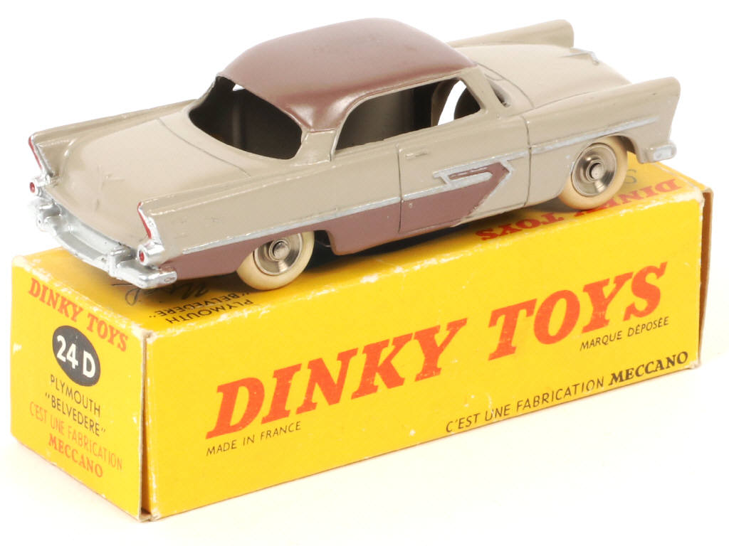 Lot 375 - DINKY TOYS (FRANCE) (1)