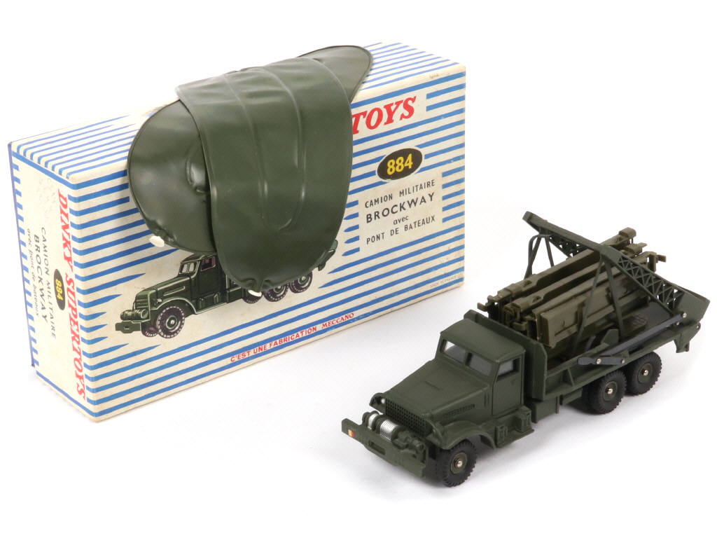 Lot 486 - DINKY TOYS (FRANCE) (1)