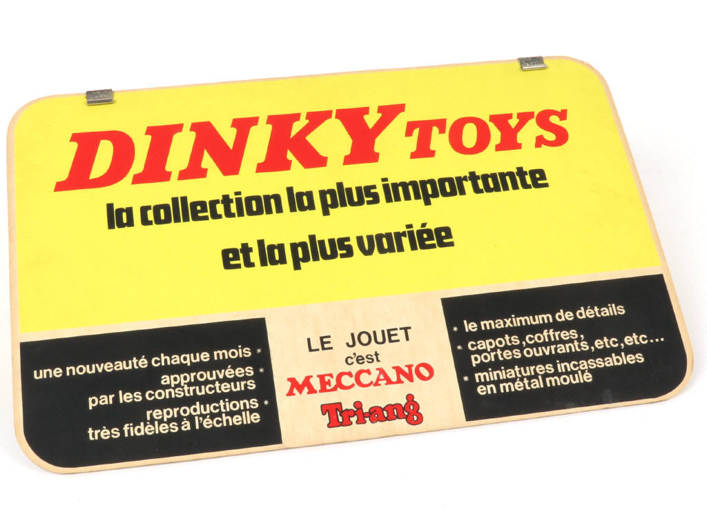 Lot 322 - DINKY TOYS (FRANCE) (1)