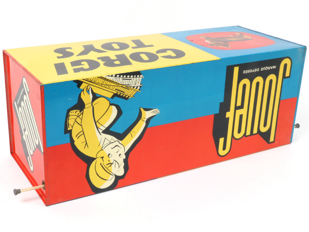 Lot 217 - DIVERS (1)