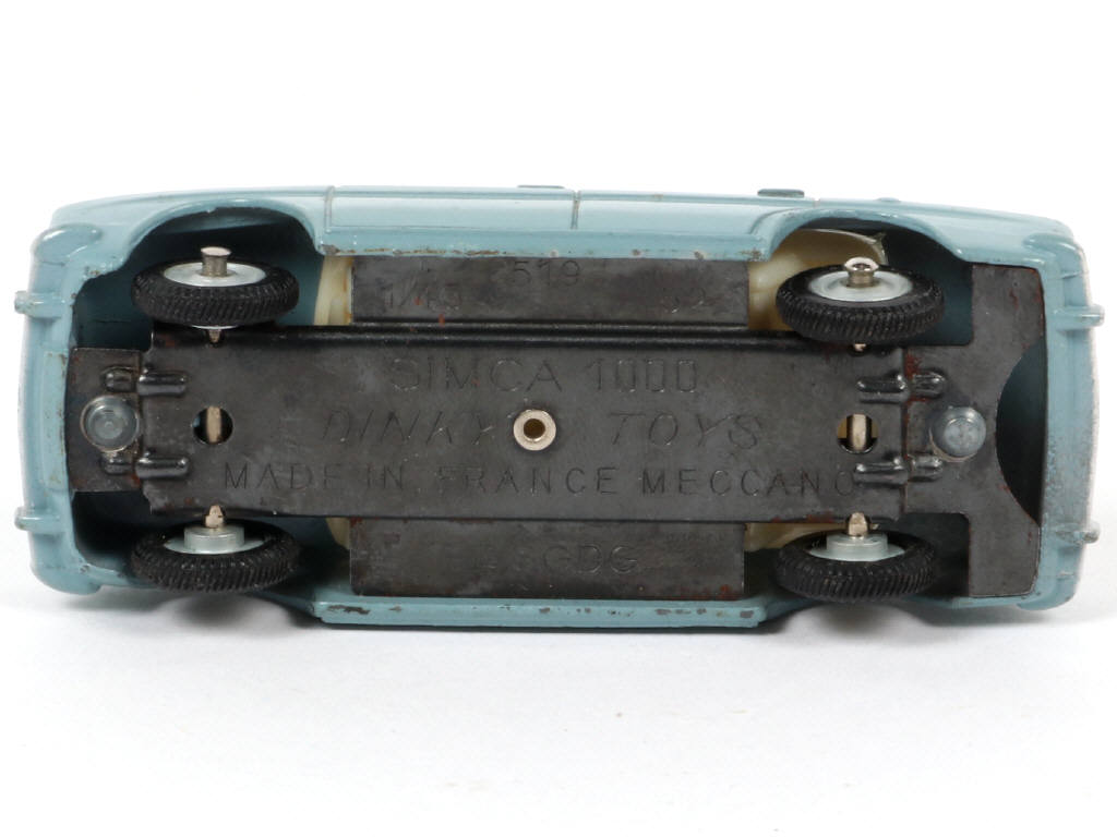 Lot 398 - DINKY TOYS (FRANCE) (1)