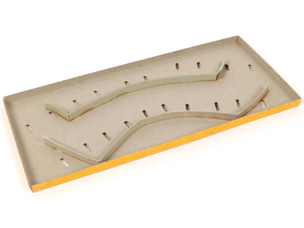 Lot 338 - DINKY TOYS (FRANCE) (5)