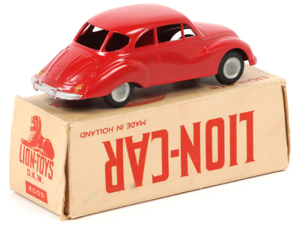 Lot 152 - LION-CAR (PAYS-BAS) (1)