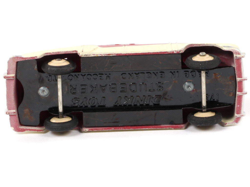 Lot 518 - DINKY TOYS (GB) (1)