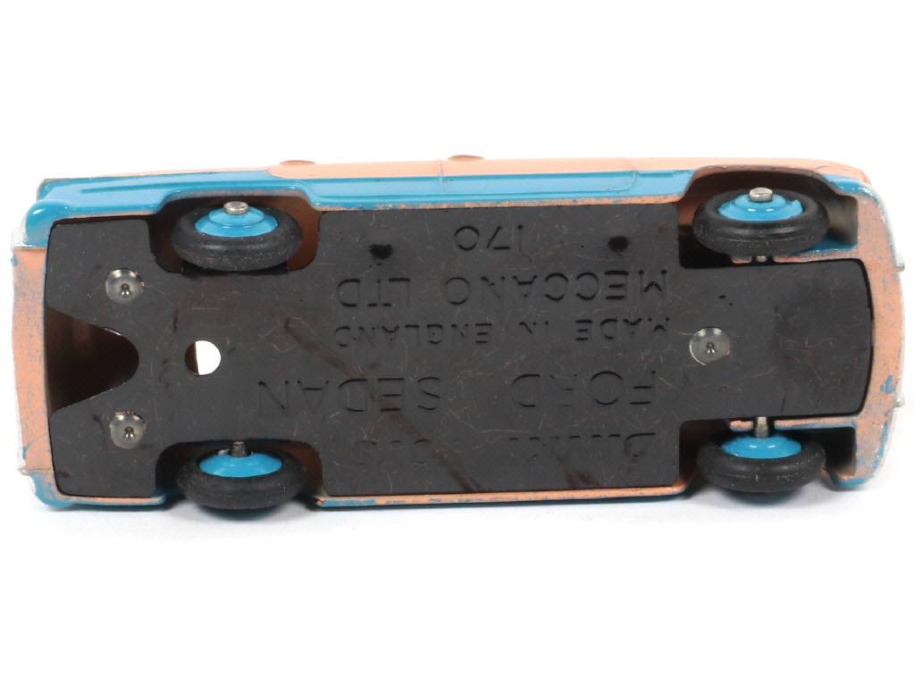 Lot 516 - DINKY TOYS (GB) (1)