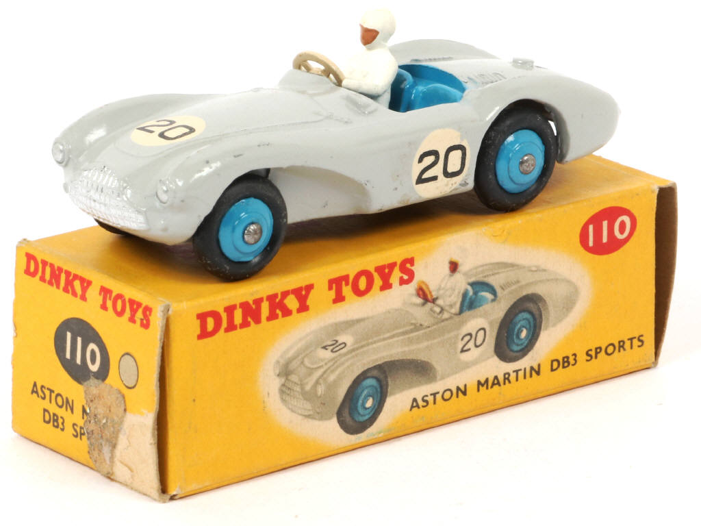 Lot 505 - DINKY TOYS (GB) (1)