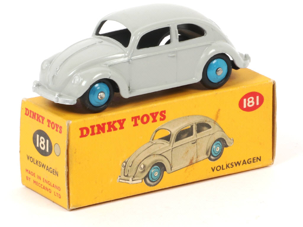 Lot 519 - DINKY TOYS (GB) (1)